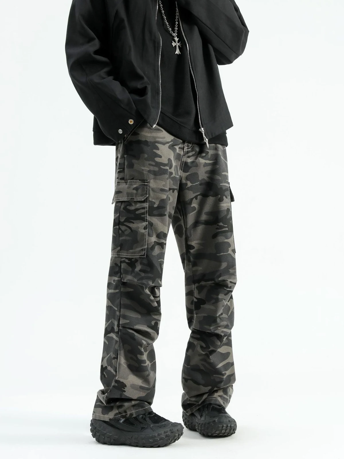 Fashion Brand Design Sense Paratrooper Denim Trousers. Experience the perfect blend of style and comfort with these dura — photo 2