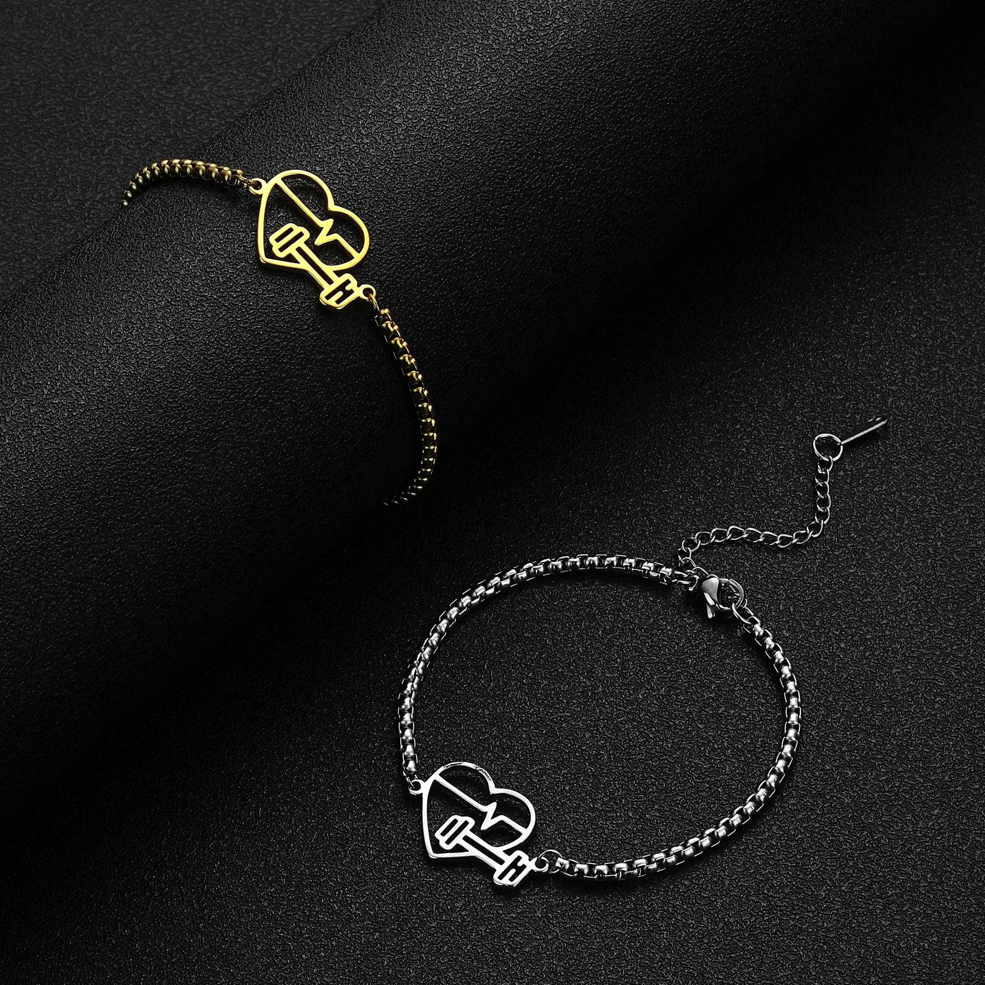 Pulseira de Aço Inoxidável com Pingente Padrão ECG Amor Demonstre seu amor com esta pulseira elegante e significativa, perfeita para casais e amantes da saúde. — foto 4