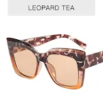 Leopard print on tea