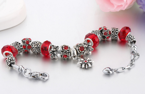 Title 6, Pulseira de miçangas de cristal de vidro