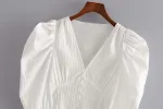 T-shirt uomo con scollo a V, morbida e traspirante. Ideale per l'uso quotidiano, offre comfort e stile. Perfetta per ogni occasione. — foto 3