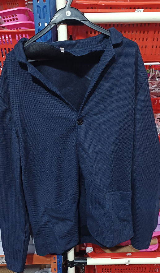Color Blocked Slim Stand Collar Long Sleeve Knitted Coat. A stylish and comfortable coat with a flattering slim fit, per — photo 2