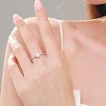 Anel feminino de prata esterlina S925 redondo, elegante e charmoso. Ideal para presentear ou usar diariamente, destaque seu visual. — foto 6