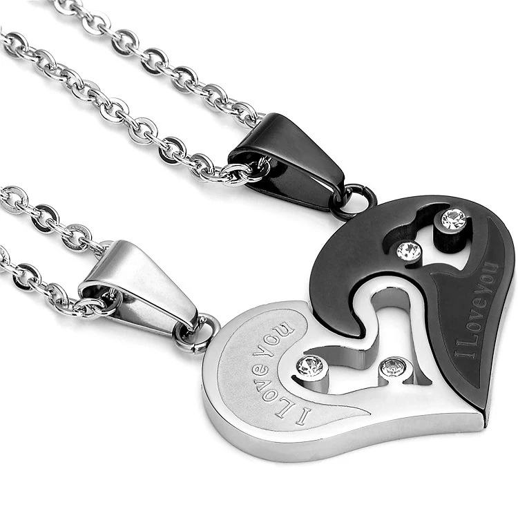 Colar de casal coração a coração com diamantes Amor Criativo. Um presente perfeito para casais celebrarem o amor e a união de forma criativa. — foto 2
