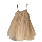 Hochwertiges Mesh-Mädchenkleid für besondere Anlässe. Elegantes Design, atmungsaktiv und leicht für optimalen Tragekomfort und einen tollen Look. — foto 3