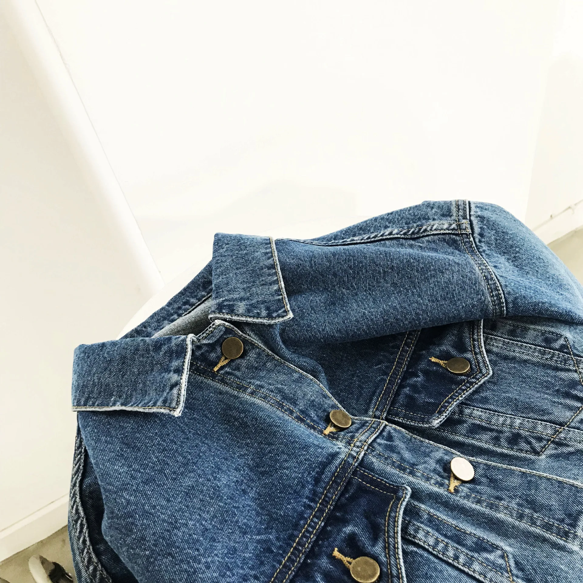 Title 23, Blusa casual solta e fina, perfeita para o dia ...