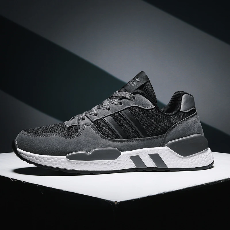 Title 2, Trendy Sports and Leisure Running Shoes. Experi...