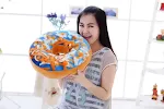 Almofada de donut criativa, travesseiro de pelúcia com furo, ideal para cama, conforto extra e atacado de fábrica. — foto 4