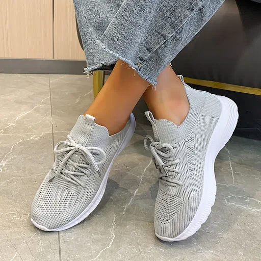 Title 5, Modne, oddychające buty do biegania dla kobiet....