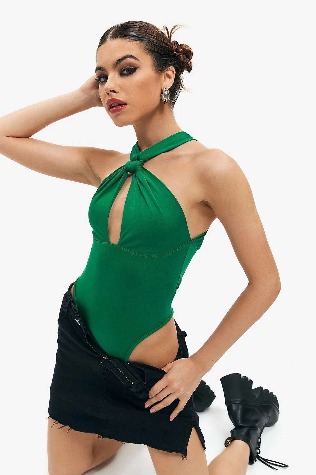 Title 6, 2023 Sexy Deep V Hanging Neck Backless Sleevele...
