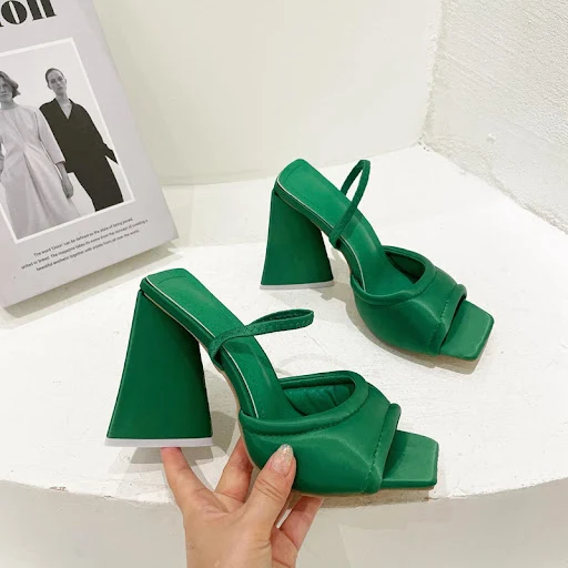 Title 6, Womens Triangle Heel Thick Heel Sandals, Squar...