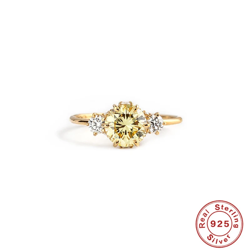 Anel de prata S925 com três diamantes, design europeu e americano, elegante e brilhante, ideal para presentear e uso diário. — foto 3