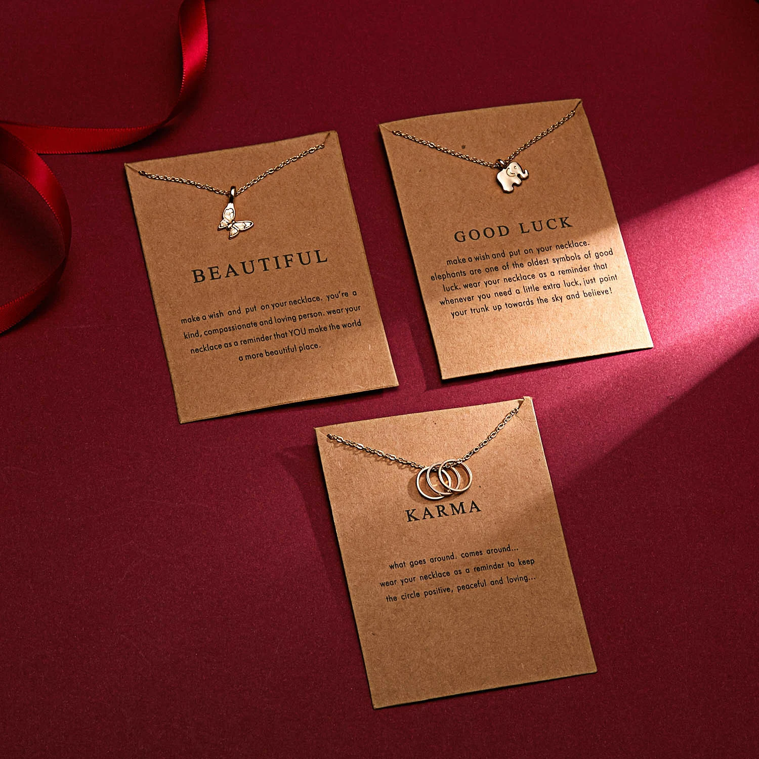 Colar com pingente de pérola fashion em cartão de papel Presente elegante para ela Ideal para qualquer ocasião Joia feminina e charmosa — foto 4