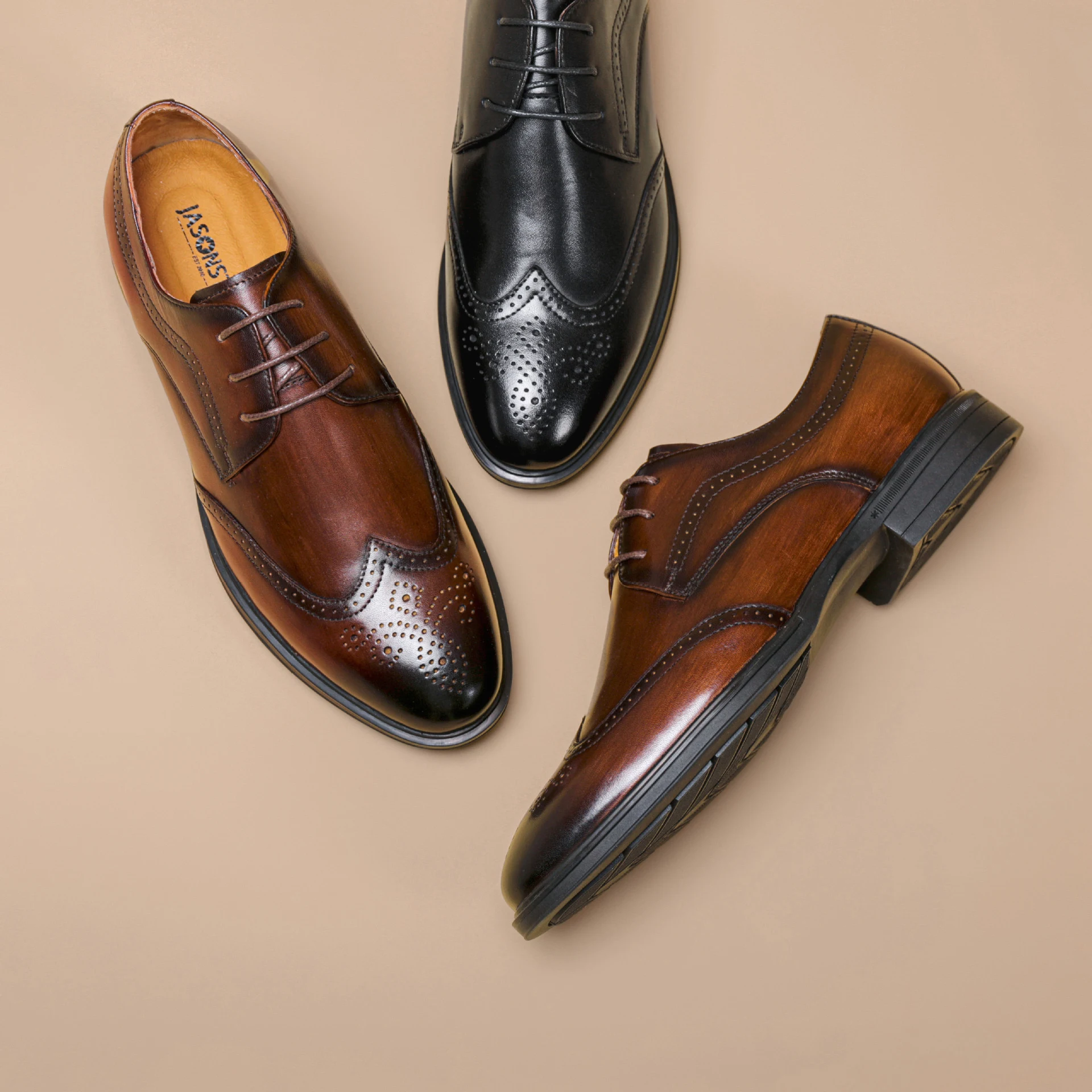 Men's Leather Shoes Business and Casual Styles. Find the perfect pair for any occasion. Comfortable, high-quality leathe — photo 6