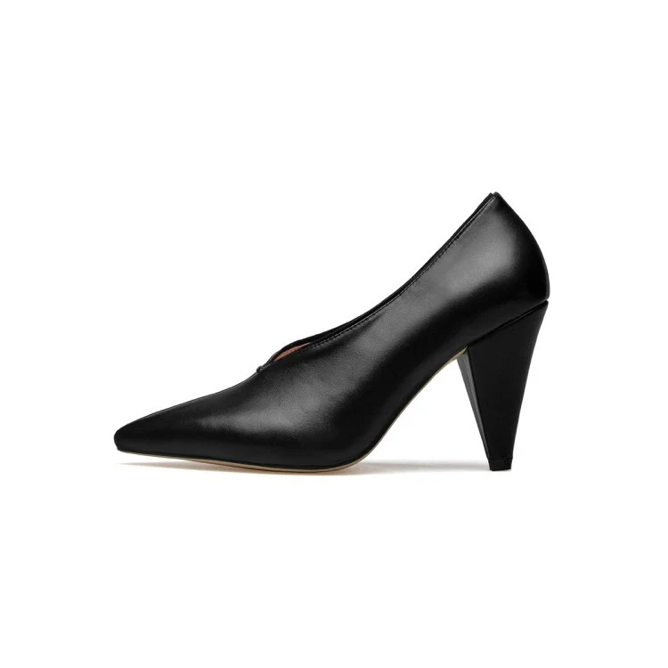 Sapatos com bico fino e decote em V para um visual elegante e sofisticado. Conforto e estilo em cada passo. Perfeitos para qualquer ocasião. — foto 2