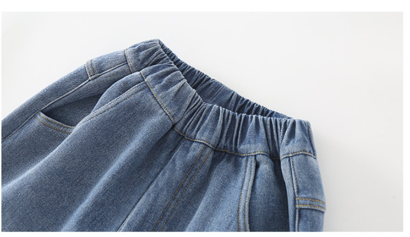 Flis i debele pantalone za dečake. Topli i udobni za zimu. Savršeni za igru na otvorenom. — foto 8