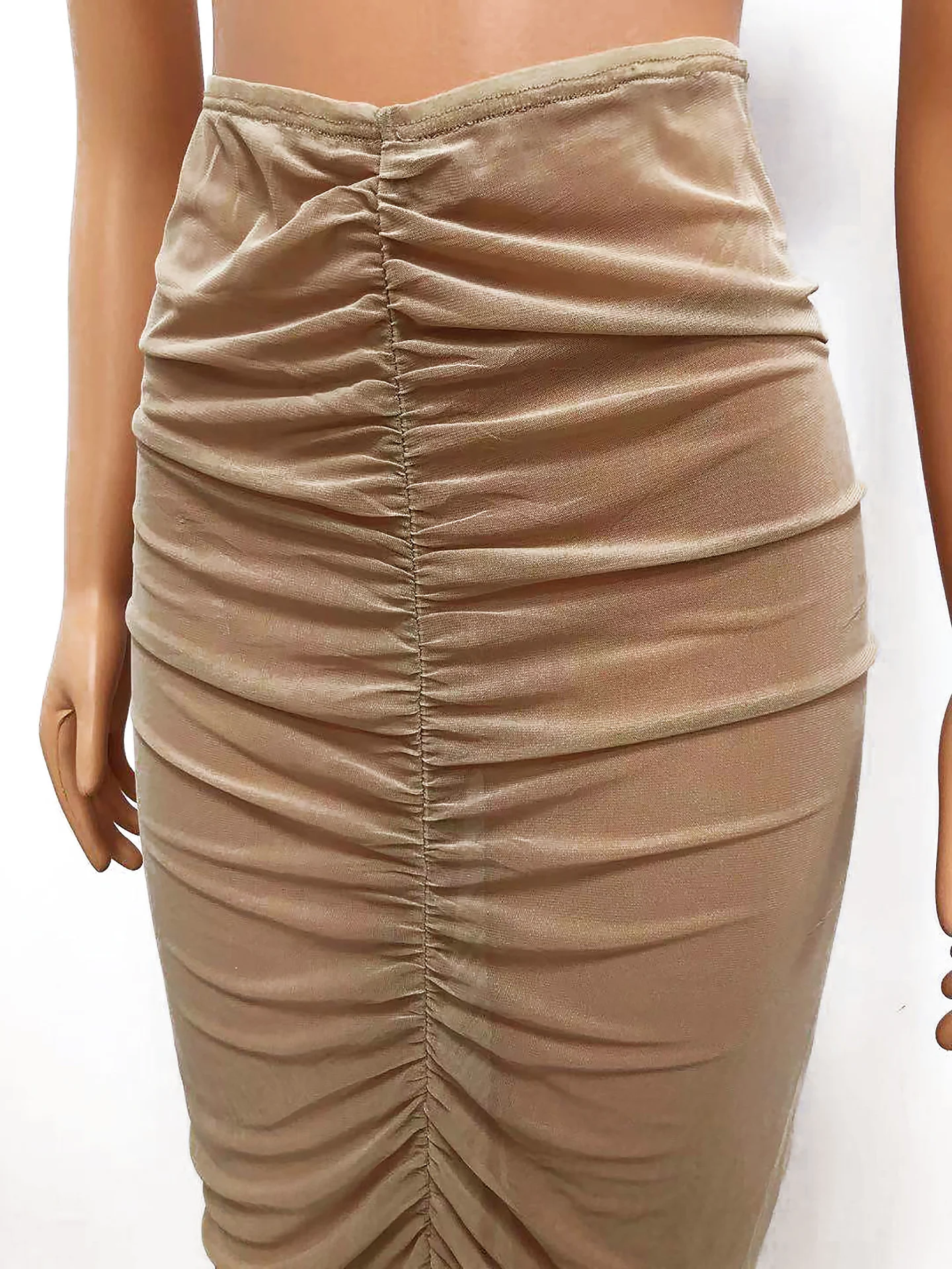 Sexy dames mesh rok met hoge taille, doorschijnend voor een gewaagde look. Perfect voor avondjes uit en feesten, accentueert uw figuur en stijlvol. — foto 9