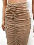 Sexy dames mesh rok met hoge taille, doorschijnend voor een gewaagde look. Perfect voor avondjes uit en feesten, accentueert uw figuur en stijlvol. — foto 9