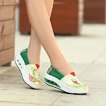 007Beige green