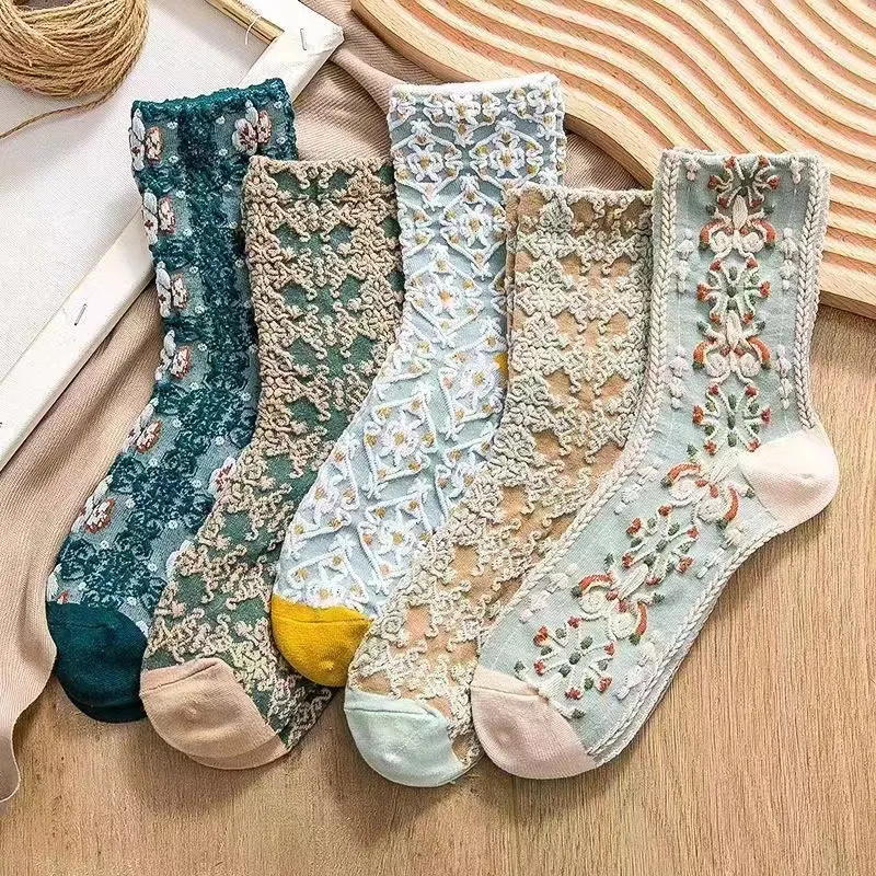 Title 4, Retro Three-dimensional Relief Socks Womens Tu...