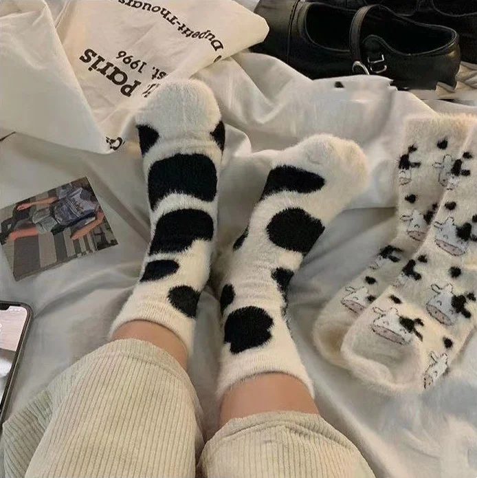 Title 7, Womens Cow Spot Sleep Floor Socks, soft and wa...