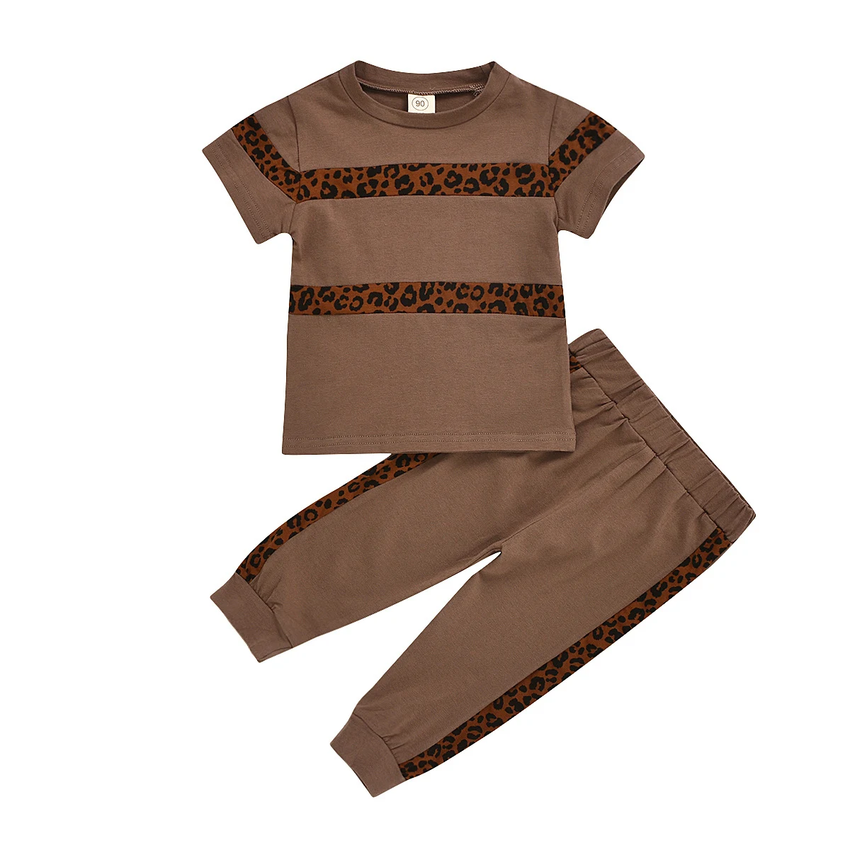 Komplet odela iz dva dela sa pantalonama sa leopard printom. Upečatljiv izgled za svaku priliku. Izrazite svoj stil sa ovim elegantnim kompletom. — foto 1