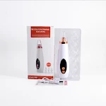 Huishoudelijk cosmetisch instrument voor het reinigen van poriën, zuigt mee-eters op. Nieuw apparaat voor een schone huid. — foto 10