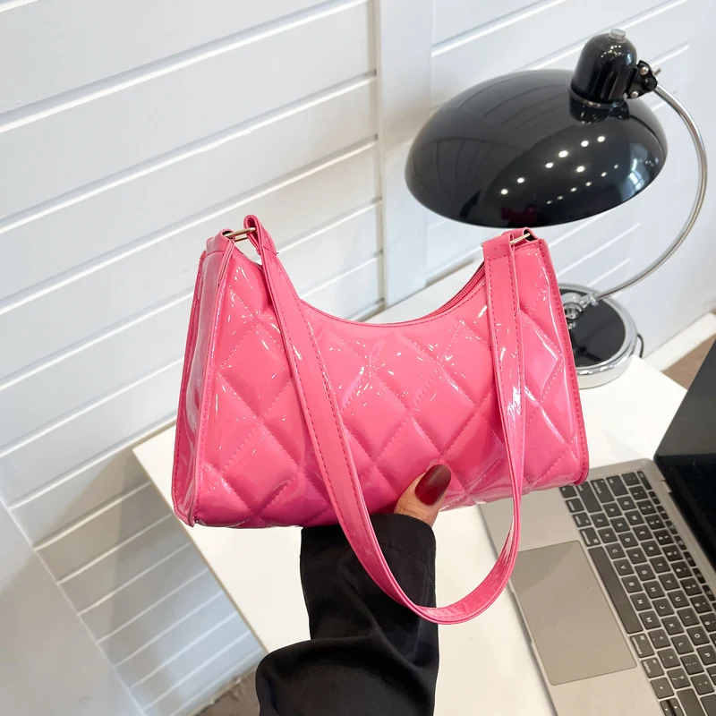 Diamond Plaid Underarm Small Square Bag for Women, Stylish and Compact, Perfect for Everyday Use and Carrying Essentials — photo 3