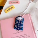 Mishou Pingente Personalizado para Estudantes com Bolsa e Oracao para Celular, um amuleto único e especial para você! — foto 14