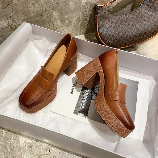 Title 3, Damen Schuhe mit dickem Absatz, pendlerfreundli...
