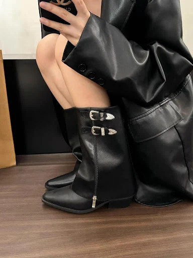 Title 2, Botas Martin Femininas de Bico Fino com Persona...