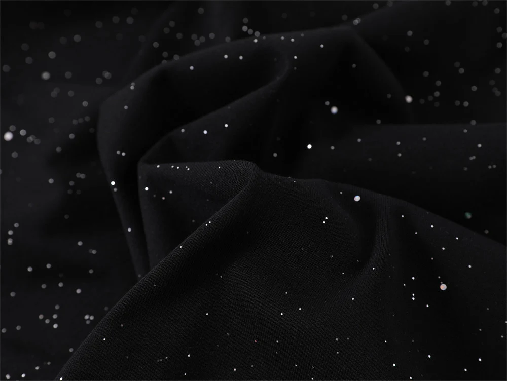 Camiseta masculina de manga curta com estampa de letras de céu estrelado, tecido macio e respirável, ideal para uso casual e confortável. — foto 8