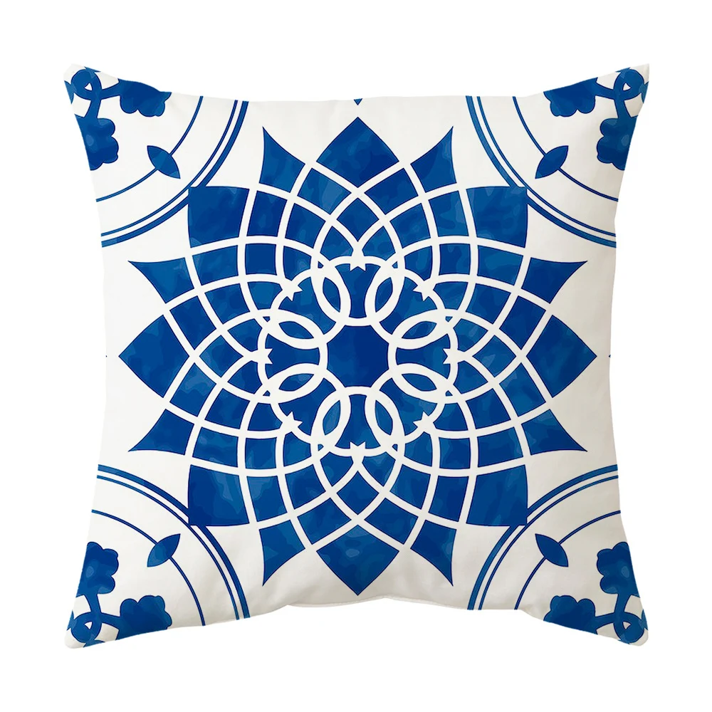 Fronha estampada com padrão simples em azul, perfeita para adicionar conforto e estilo ao seu quarto, proporcionando noites tranquilas. — foto 17