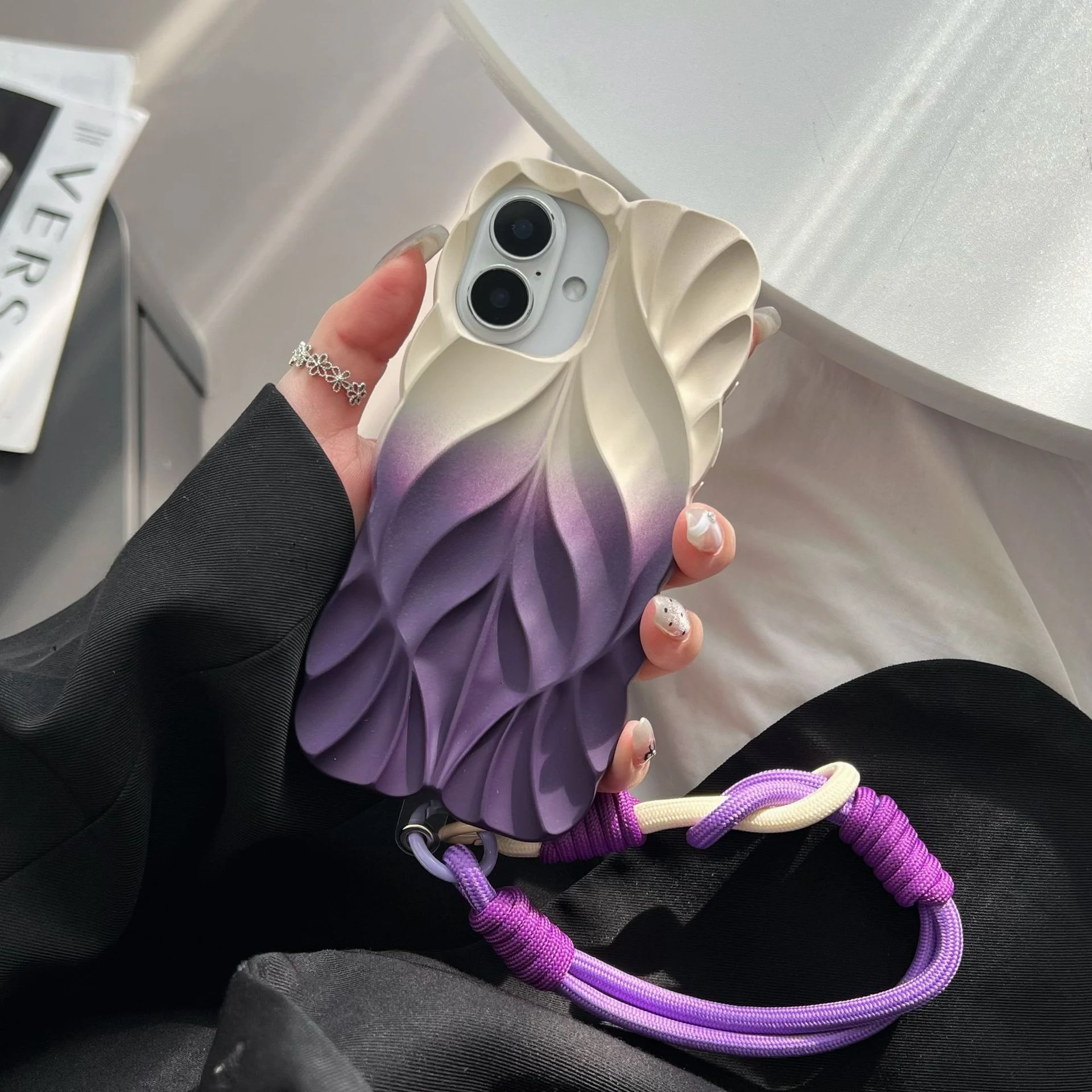 product image - 3