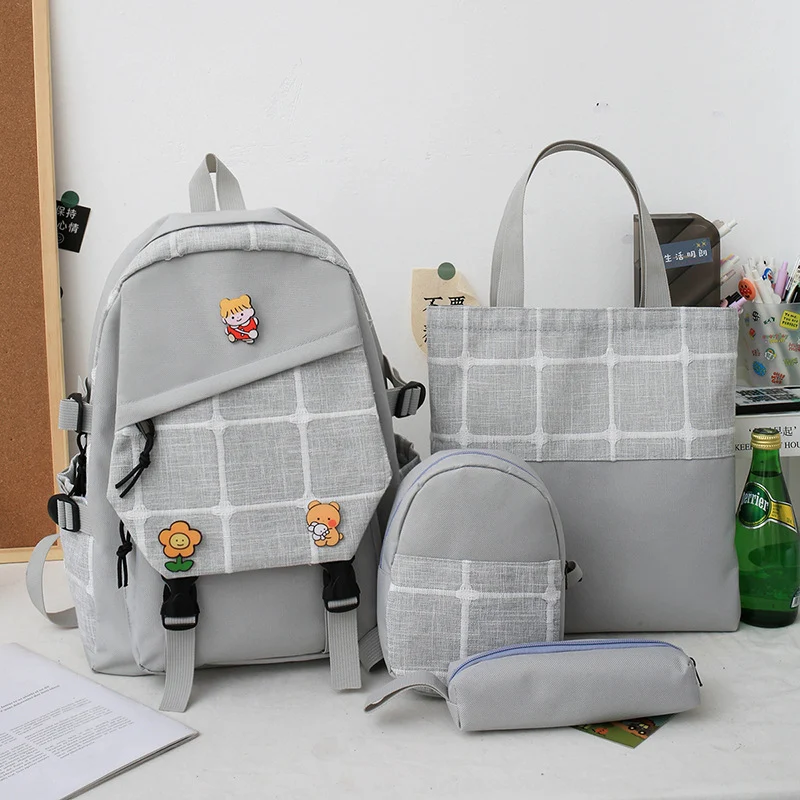 Mochila feminina de grande capacidade para estudantes do ensino fundamental II. Ideal para livros e materiais escolares, prática e espaçosa. — foto 2