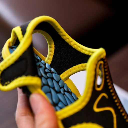 Title 4, Sandalias Baotou con Velcro para Niños Comodida...