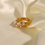 Anel Vintage Estilo Francês 18K Ouro Aço Inoxidável Pérola. Joia Feminina Elegante. Presente Ideal. Sofisticação Clássica para Você. — foto 5