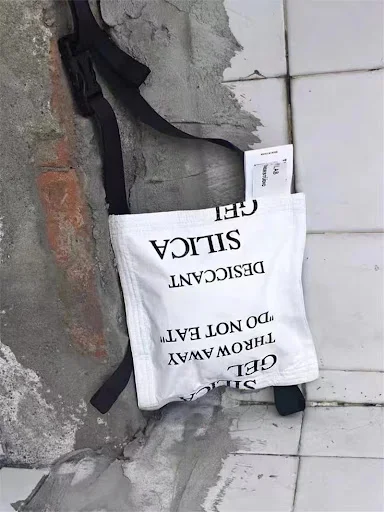 Title 3, Bolsa de cintura Dupont de papel com dessecante...