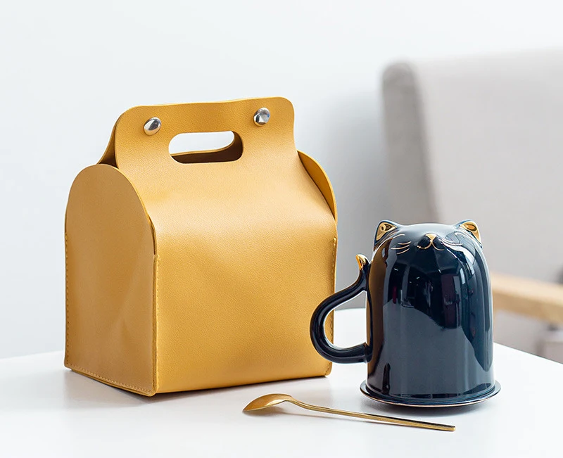 Caneca de Cura Criativa com Tampa Cerâmica Casal Água Gata Menina Desfrute de sua bebida favorita com esta caneca que inspira tranquilidade e criatividade. — foto 11