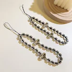 Cordão de celular com pulseira de contas de amor, pendure seu telefone com segurança, estilo e elegância. Leve seu smartphone com você. — foto 3