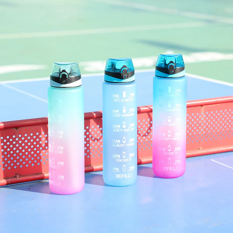 Portable Gradient Color Large Capacity Plastic Sports Water Cup Stay hydrated on the go with this durable and stylish wa — photo 16