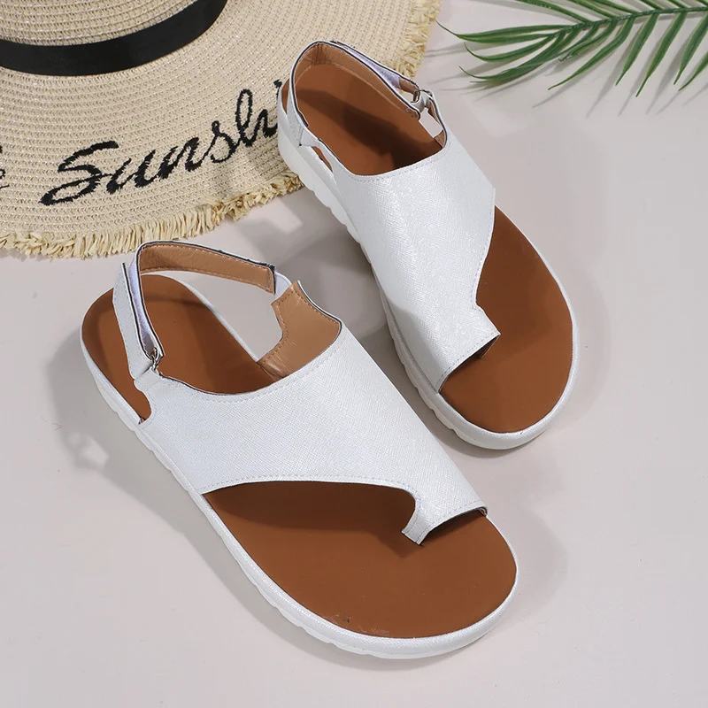 Title 9, Thong sandals with velcro, summer flat beach sh...