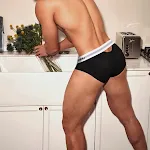 Mutandine in cotone con design vuoto fronte e retro, vita bassa e push up fianchi per comfort, vestibilità e sensualità. — foto 4