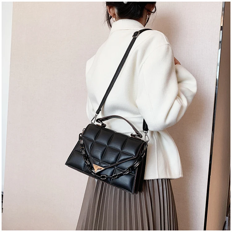 Title 2, Trendy Korean Fashion One Shoulder Messenger Bag