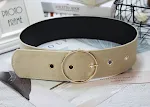 Round button apricot