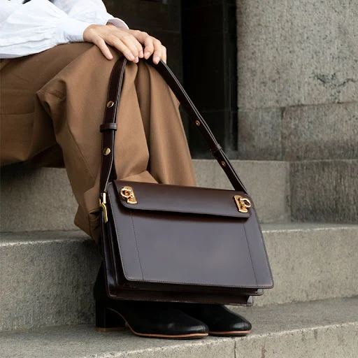 Title 9, New Style Shoulder Bag Crossbody Underarm Retro...