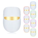 LED schoonheidsmasker met zeven kleuren spectrum. Huidverjonging, anti-aging, vermindering van rimpels en verbetering van de huid. — foto 8