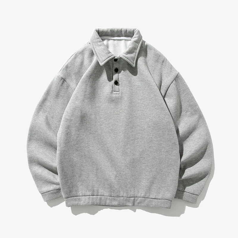 Polo con risvolto in tinta unita e velluto, un maglione ampio e morbido, perfetto per un look casual e caldo in inverno. — foto 5