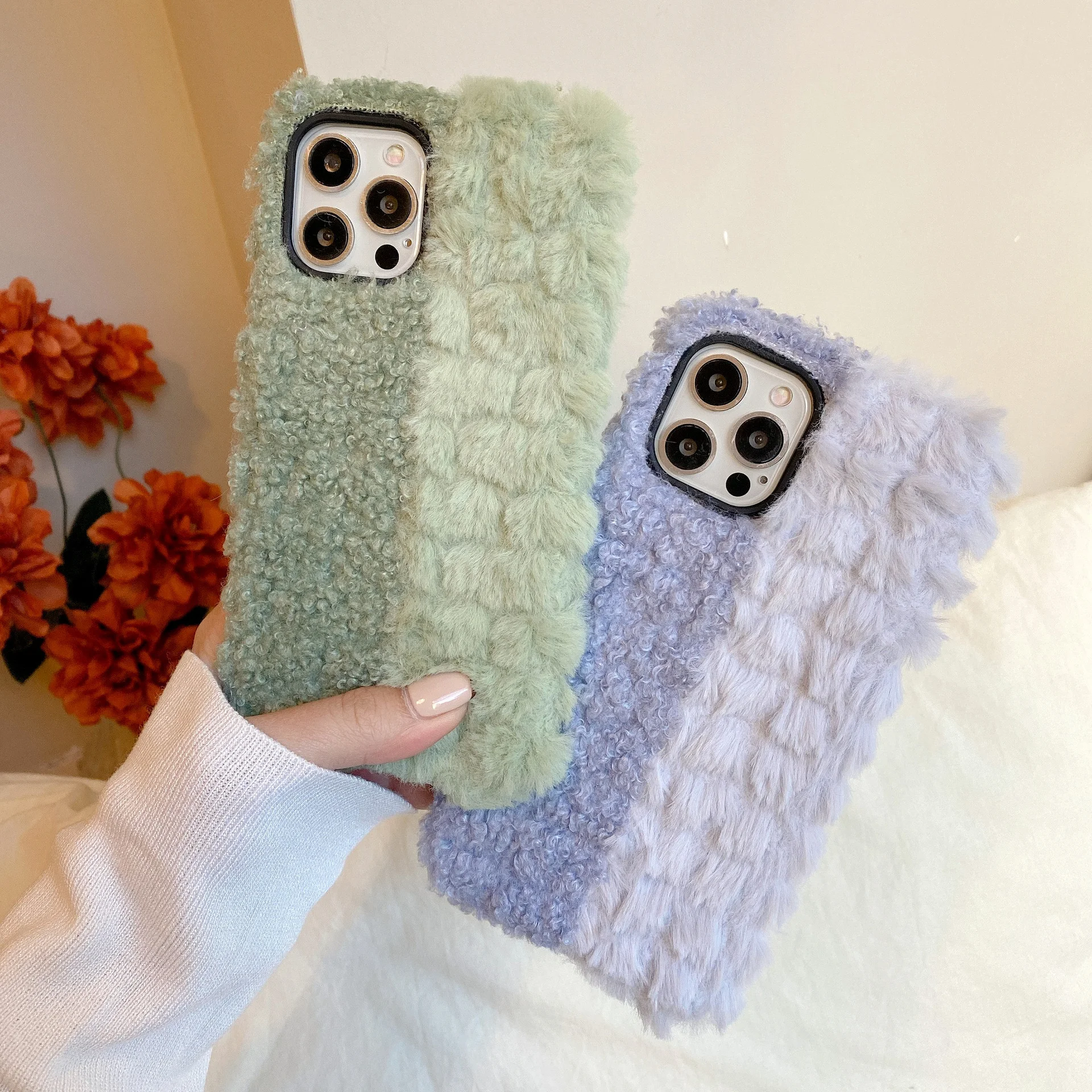 Title 4, Simple And Color Matching Plush Mobile Phone Ca...
