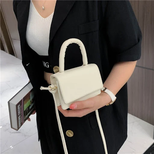 Title 7, Net Red Messenger Bag for Ladies, an all-match,...